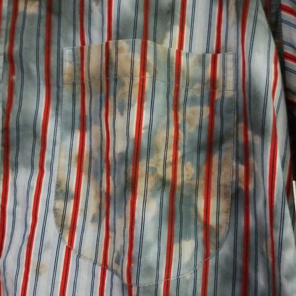 Men's Button down - Picture 2 of 3